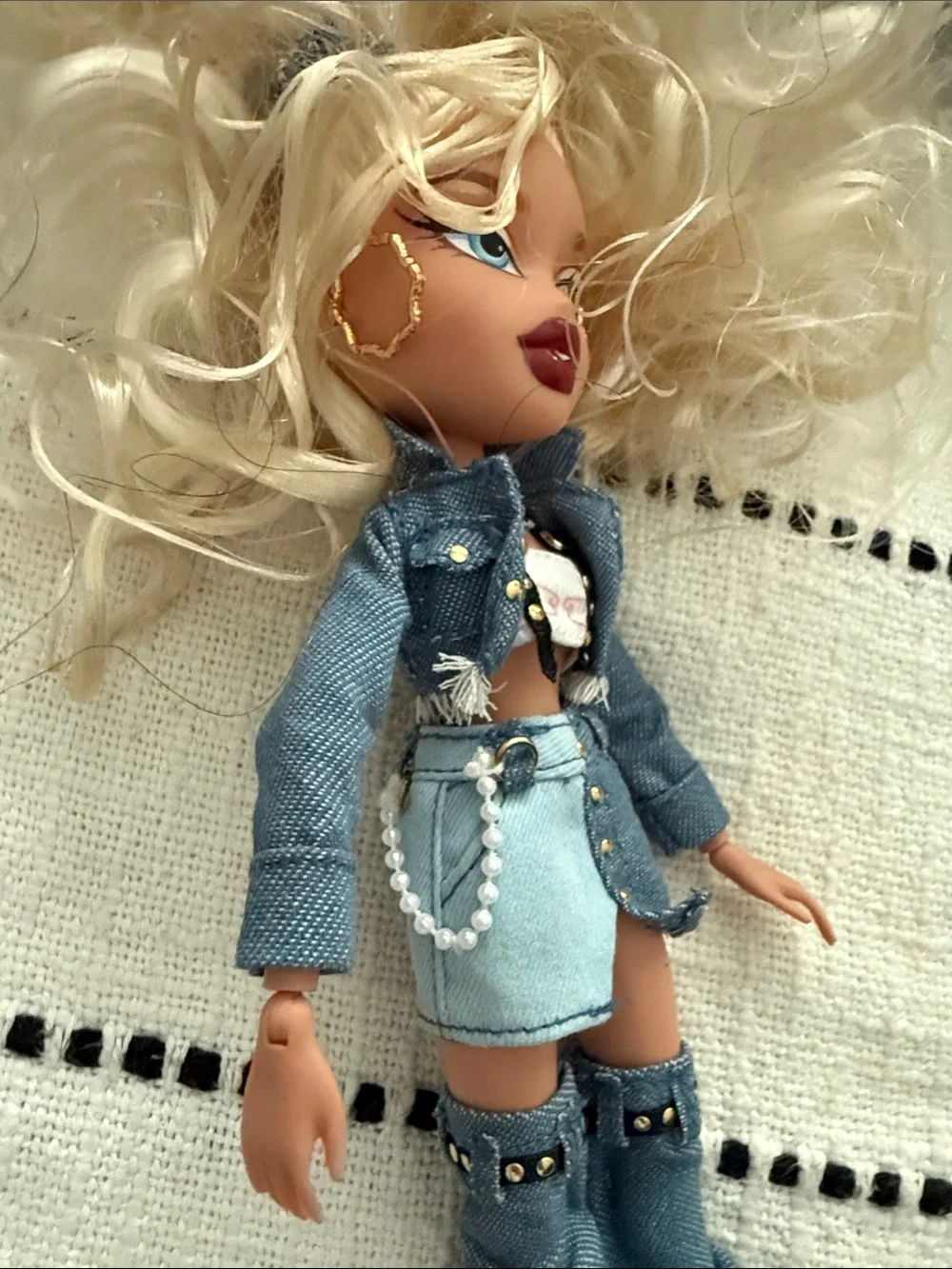 Bratz Always Chloe Fashion Doll